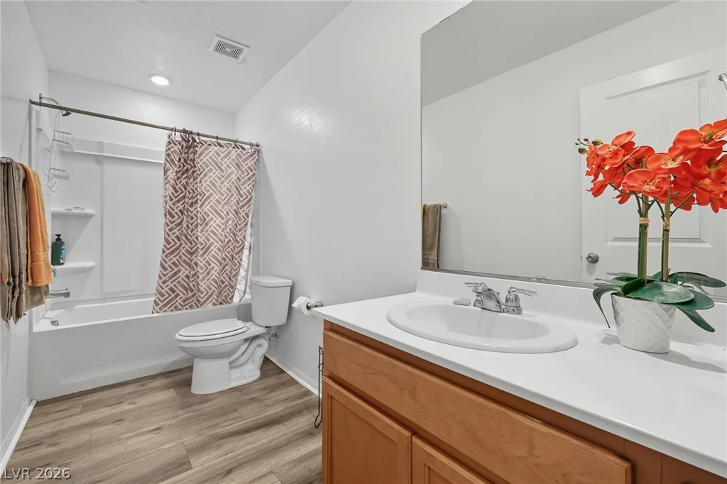 6955 Stone Cactus, North Las Vegas, NV 89086