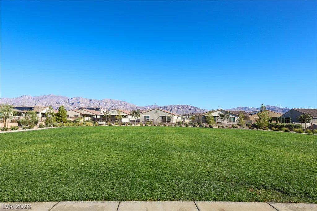 6955 Stone Cactus, North Las Vegas, NV 89086