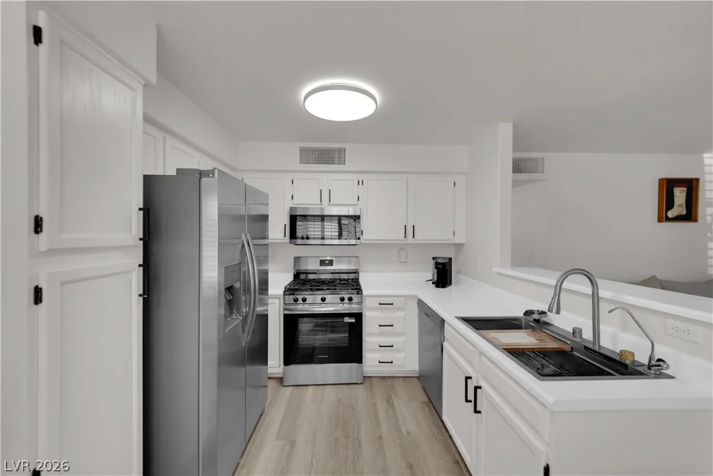3425 Russell, Las Vegas, NV 89120