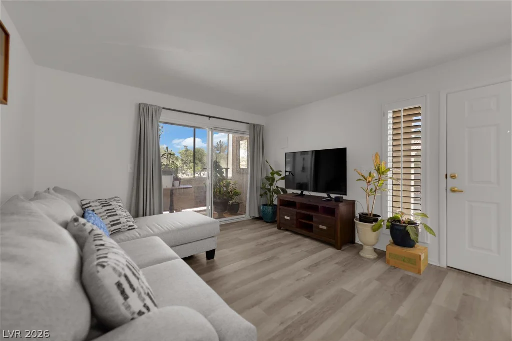 3425 Russell, Las Vegas, NV 89120