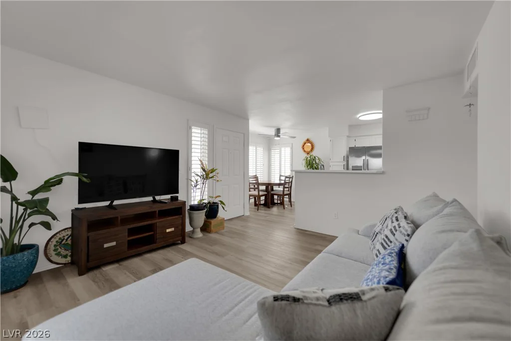 3425 Russell, Las Vegas, NV 89120