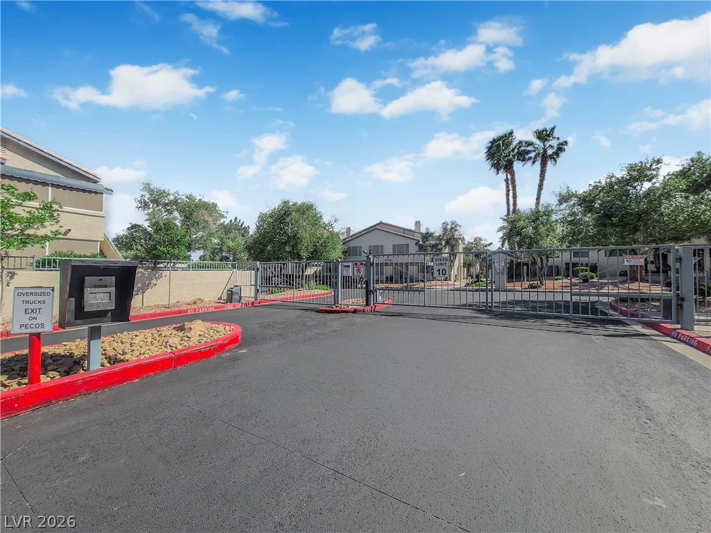 3425 Russell, Las Vegas, NV 89120