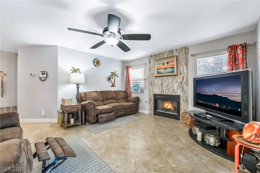404 Crater, Henderson, NV 89014