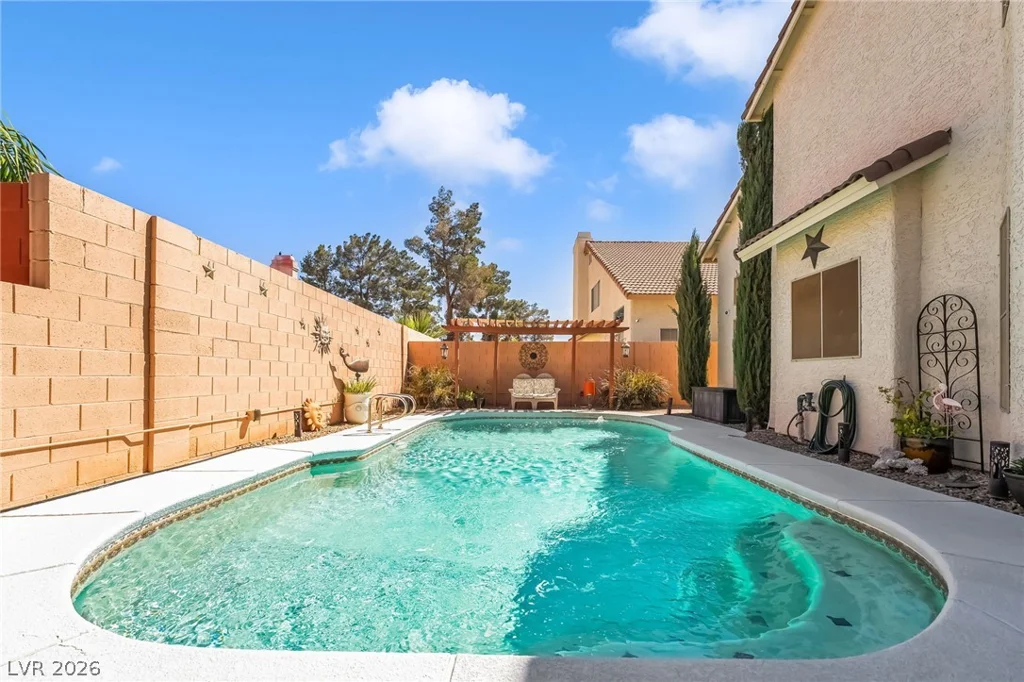 404 Crater, Henderson, NV 89014