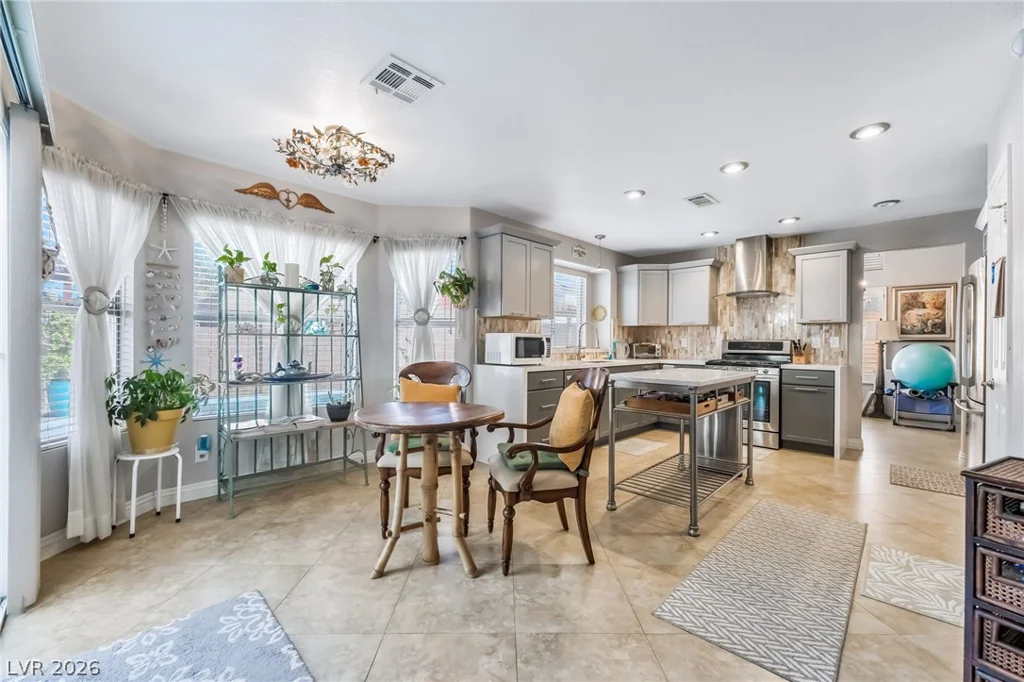 404 Crater, Henderson, NV 89014