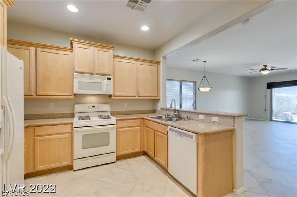 5985 Falconer, Las Vegas, NV 89122