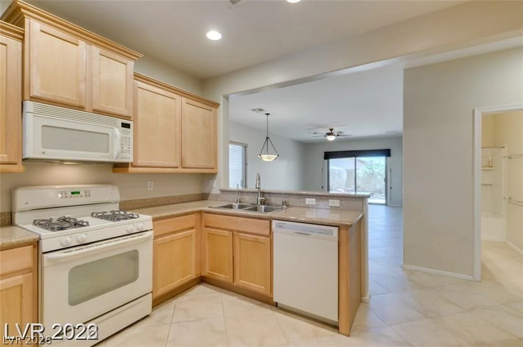 5985 Falconer, Las Vegas, NV 89122