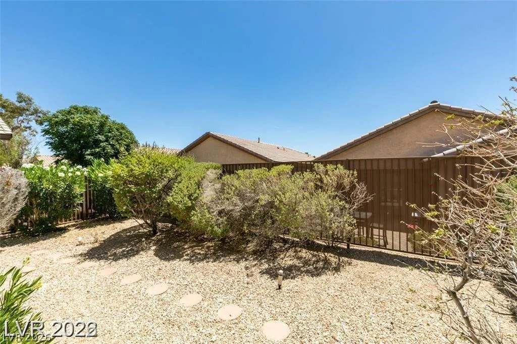 5985 Falconer, Las Vegas, NV 89122