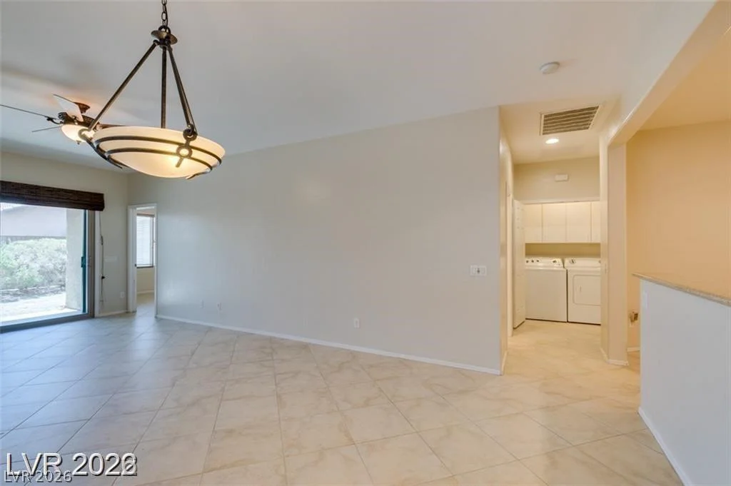 5985 Falconer, Las Vegas, NV 89122