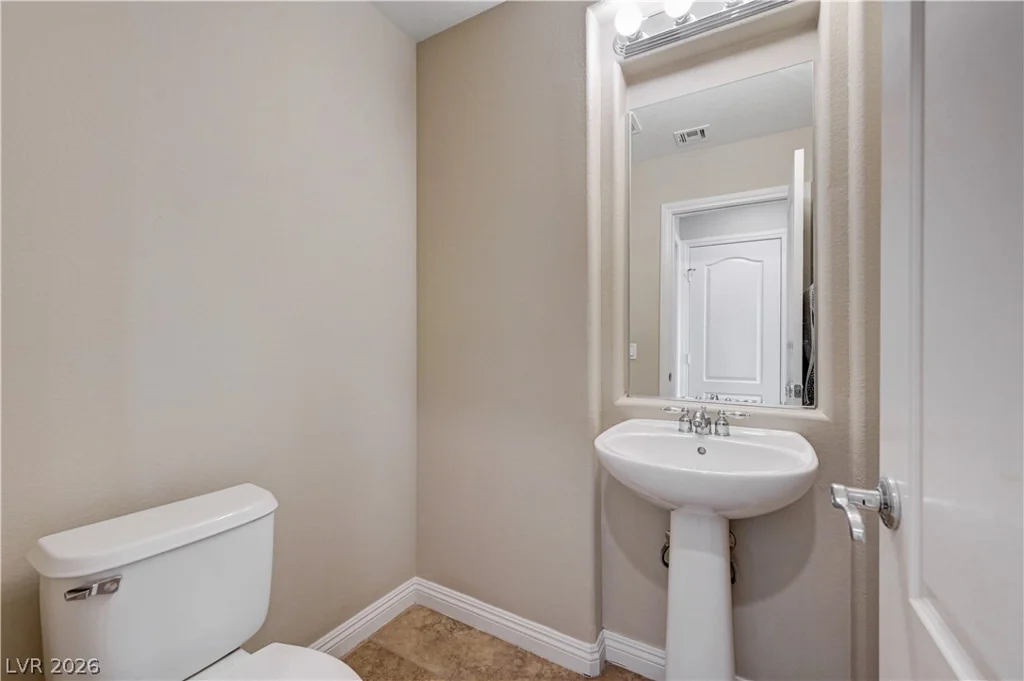 8232 Chimney Bluffs, North Las Vegas, NV 89085