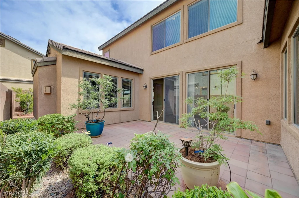 8232 Chimney Bluffs, North Las Vegas, NV 89085