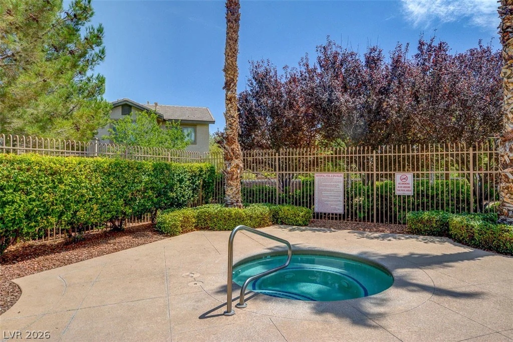 8232 Chimney Bluffs, North Las Vegas, NV 89085
