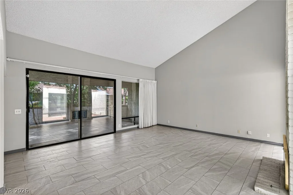 2795 San Martin, Las Vegas, NV 89121
