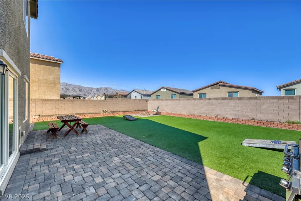 7908 Stone Forest, North Las Vegas, NV 89084