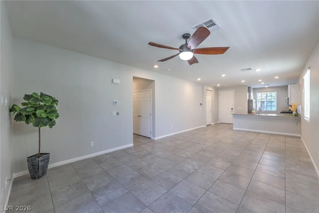7754 Wishbone Falls, North Las Vegas, NV 89084