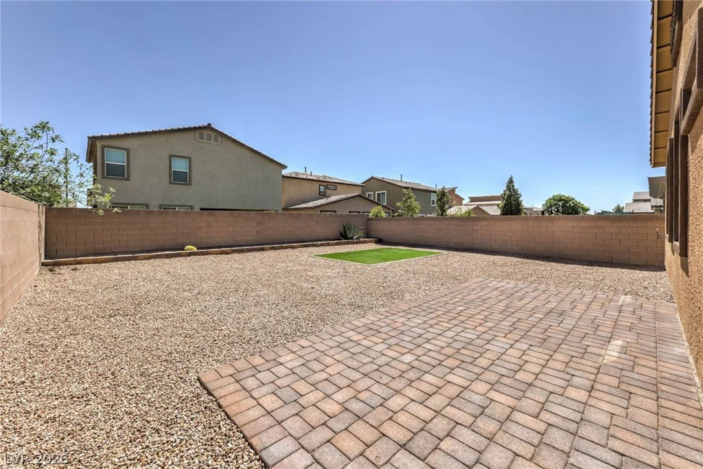 7754 Wishbone Falls, North Las Vegas, NV 89084