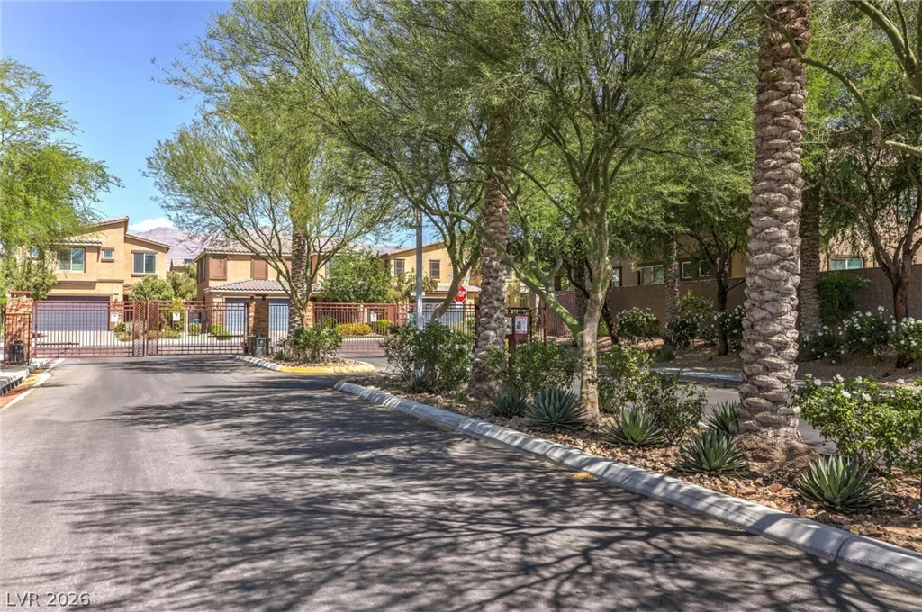 7754 Wishbone Falls, North Las Vegas, NV 89084