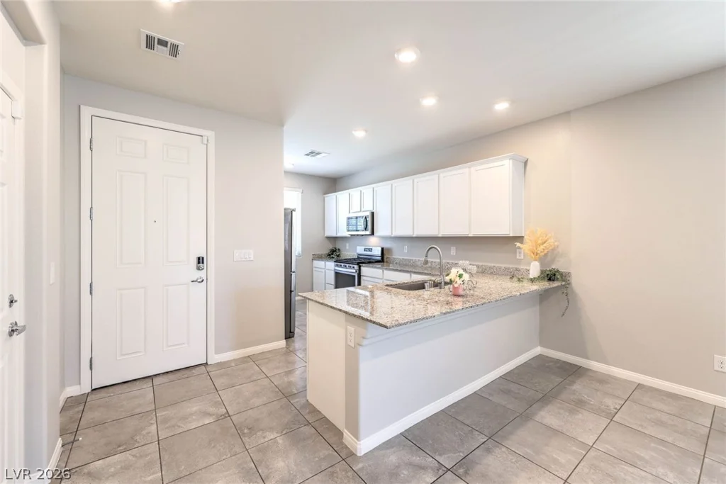 7754 Wishbone Falls, North Las Vegas, NV 89084