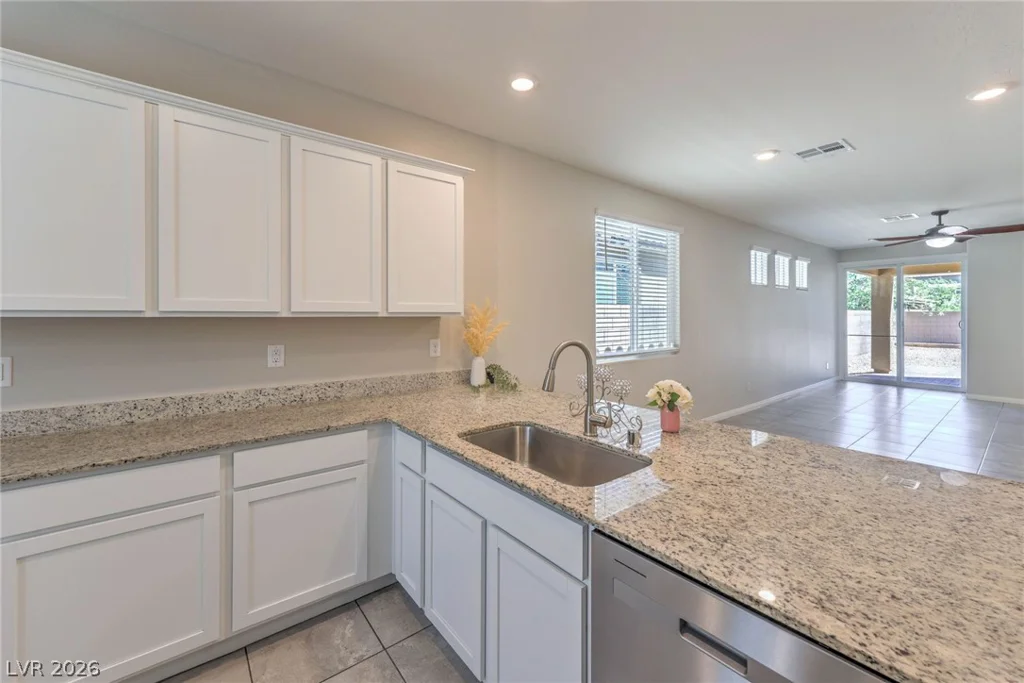 7754 Wishbone Falls, North Las Vegas, NV 89084