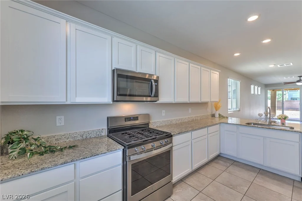 7754 Wishbone Falls, North Las Vegas, NV 89084