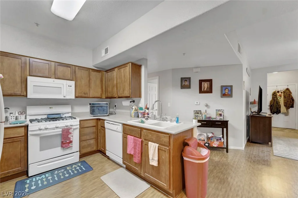 2291 Horizon Ridge, Henderson, NV 89052