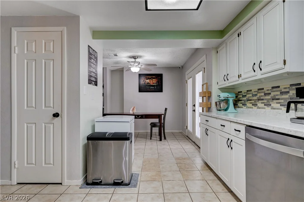 3928 Edgemoor, Las Vegas, NV 89121