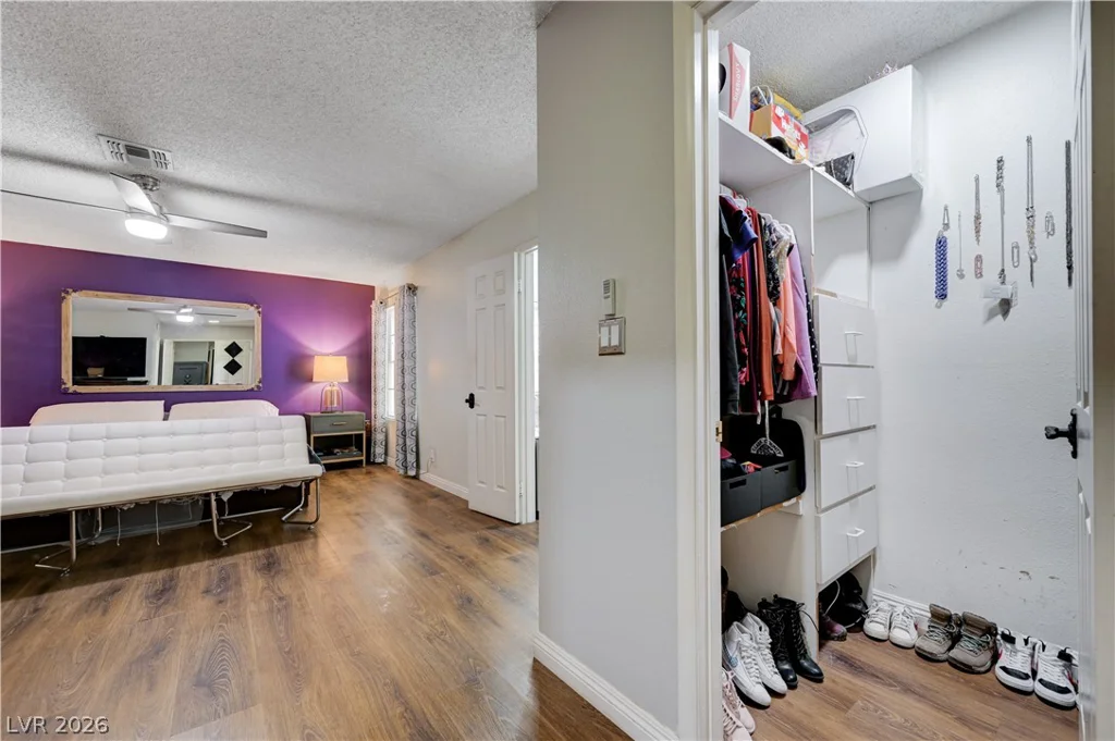 3928 Edgemoor, Las Vegas, NV 89121