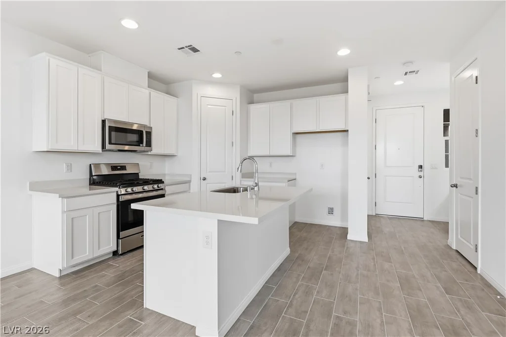 5330 Borra Hills, Las Vegas, NV 89148