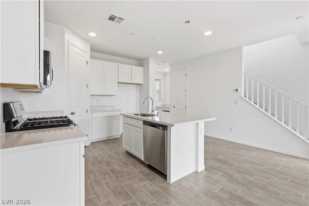 5330 Borra Hills, Las Vegas, NV 89148