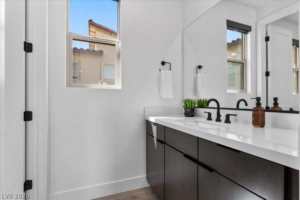 11955 Rockview Point, Las Vegas, NV 89138