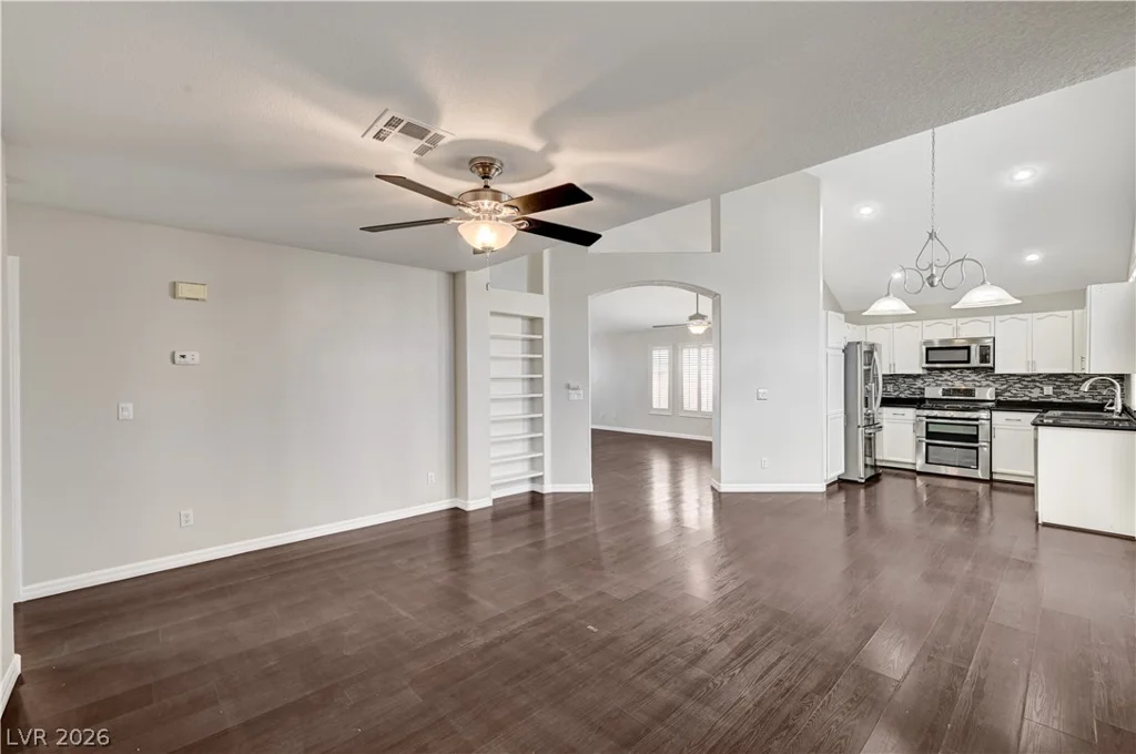 9179 Mangostone, Las Vegas, NV 89147