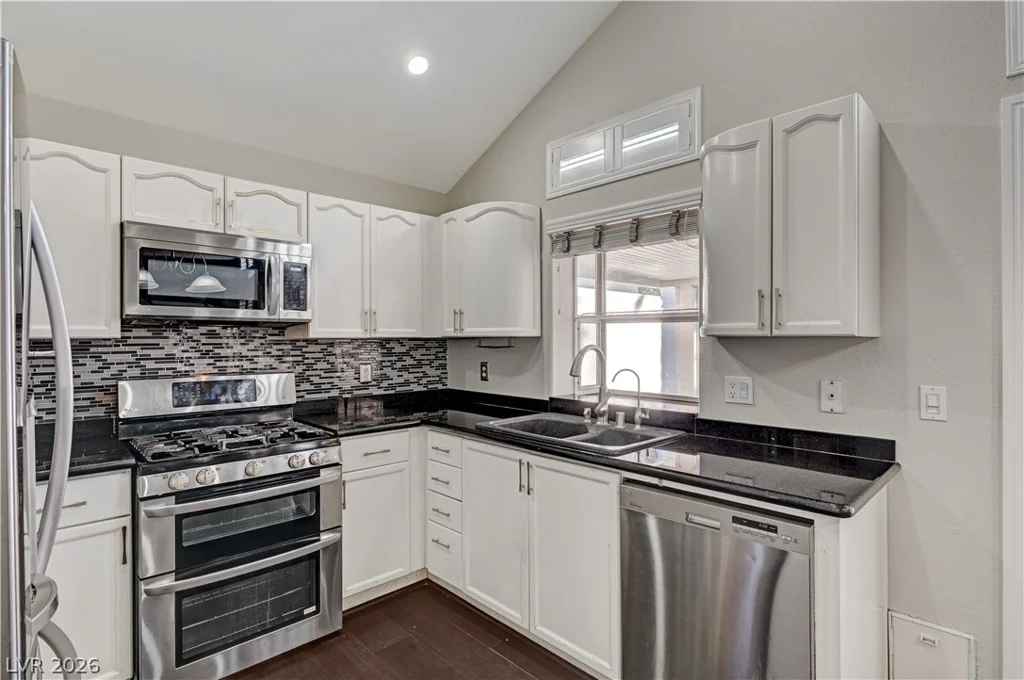 9179 Mangostone, Las Vegas, NV 89147