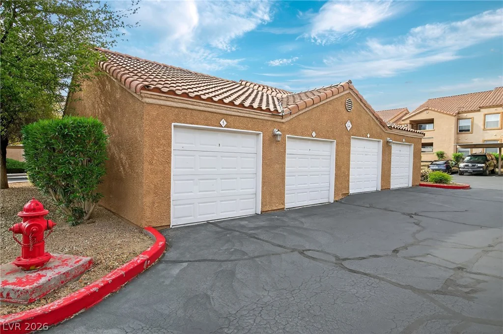 1150 Buffalo, Las Vegas, NV 89128