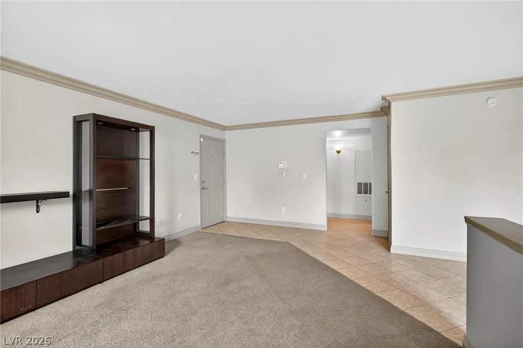 1150 Buffalo, Las Vegas, NV 89128