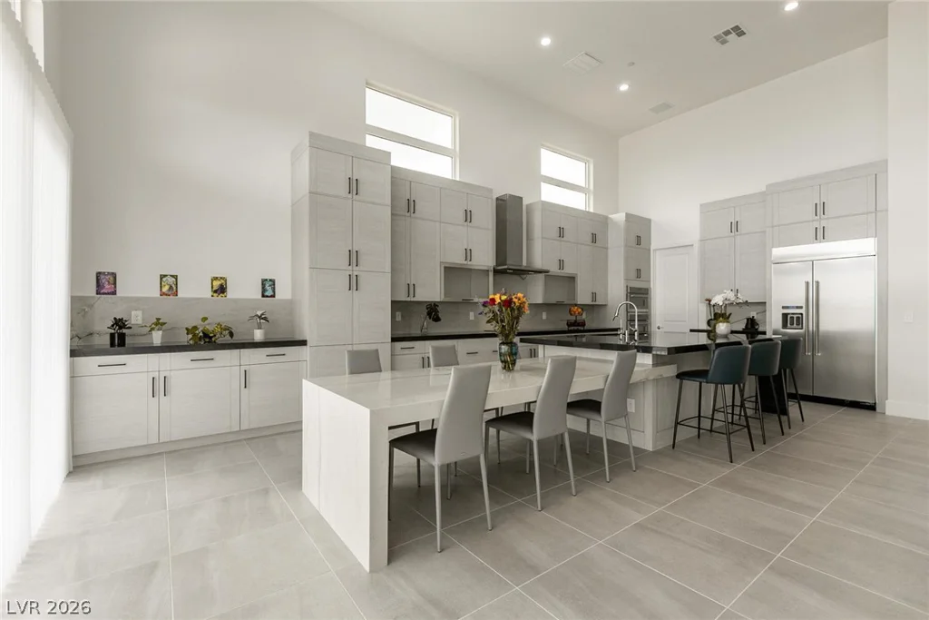 10807 White Clay, Las Vegas, NV 89135