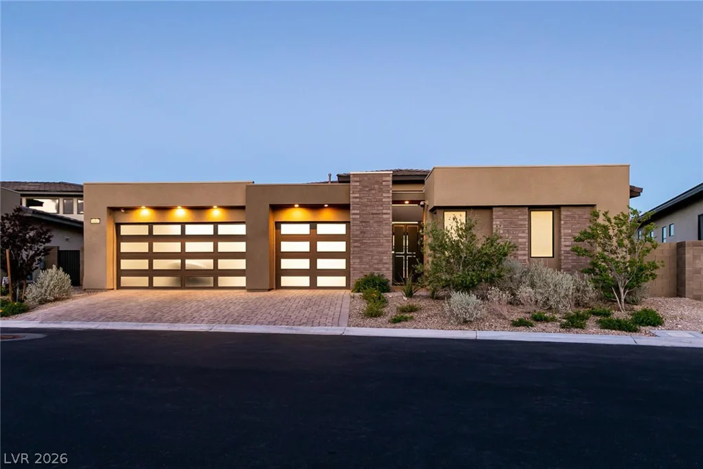 10807 White Clay, Las Vegas, NV 89135