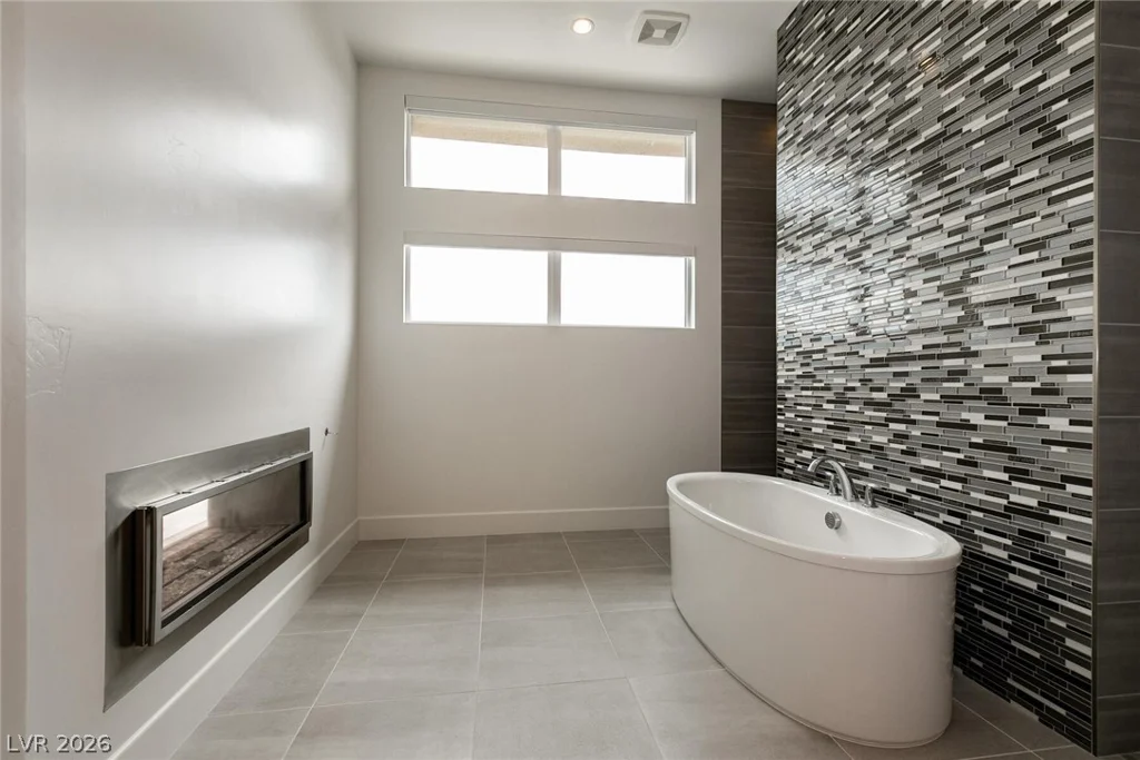 10807 White Clay, Las Vegas, NV 89135