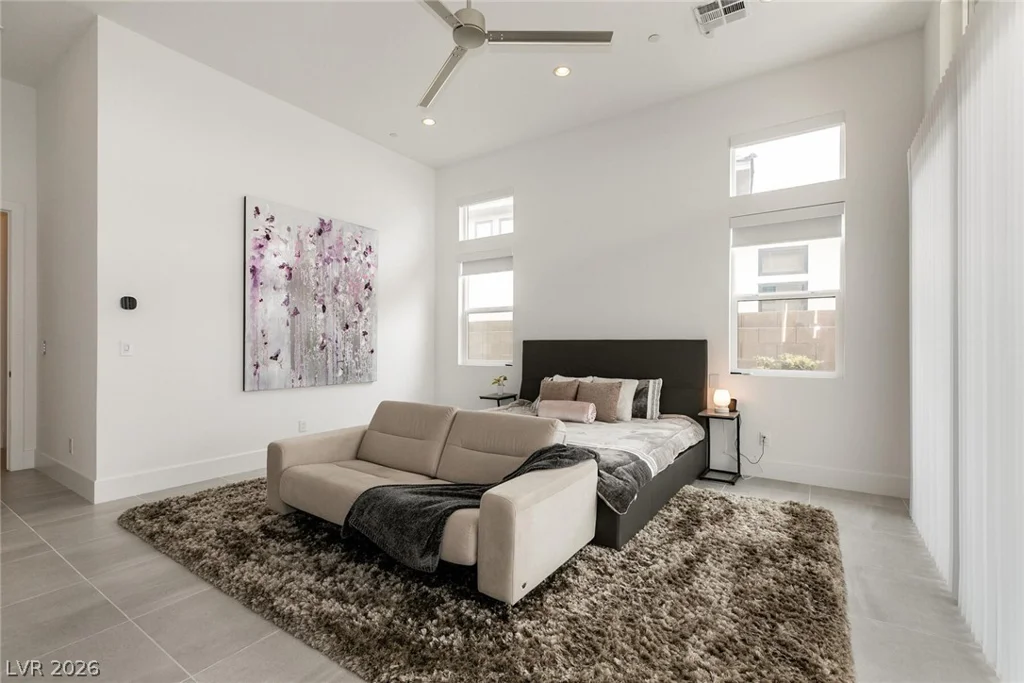 10807 White Clay, Las Vegas, NV 89135