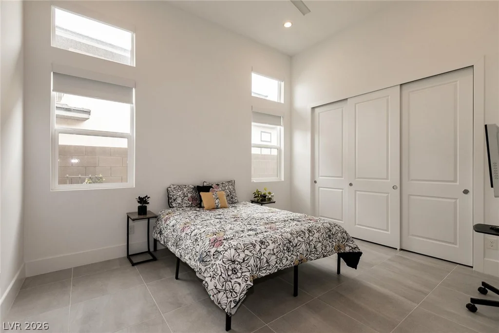 10807 White Clay, Las Vegas, NV 89135