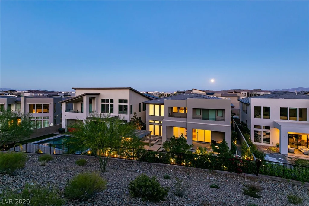 10807 White Clay, Las Vegas, NV 89135
