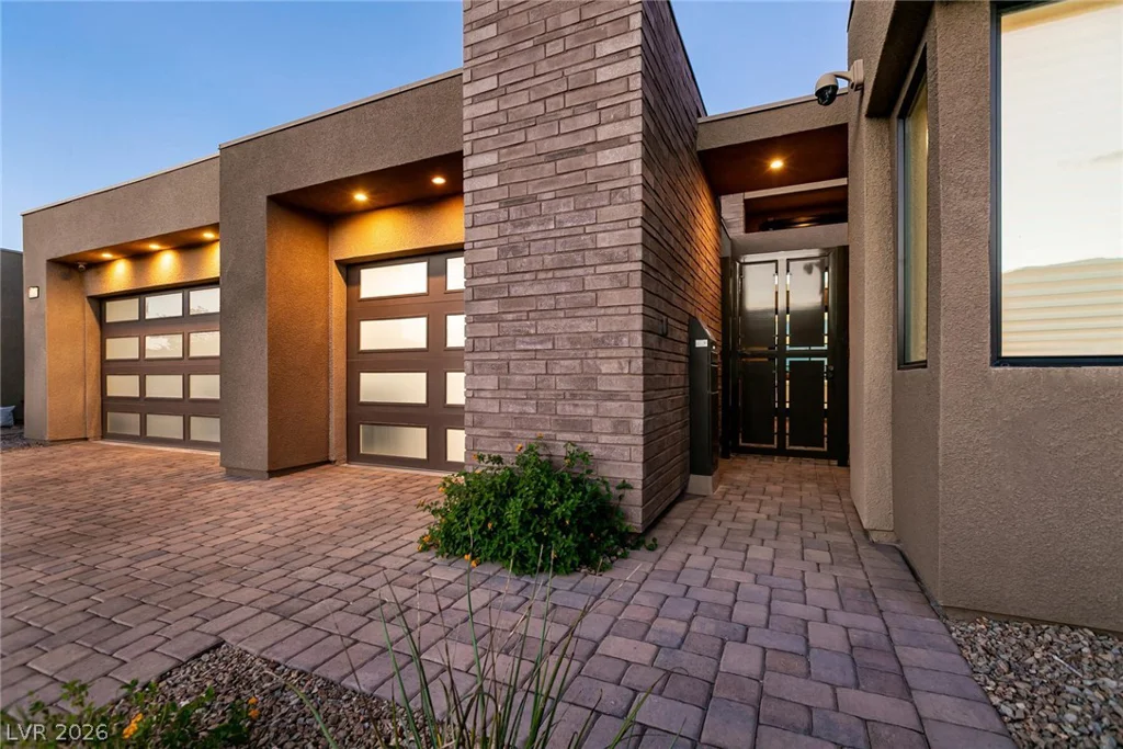 10807 White Clay, Las Vegas, NV 89135