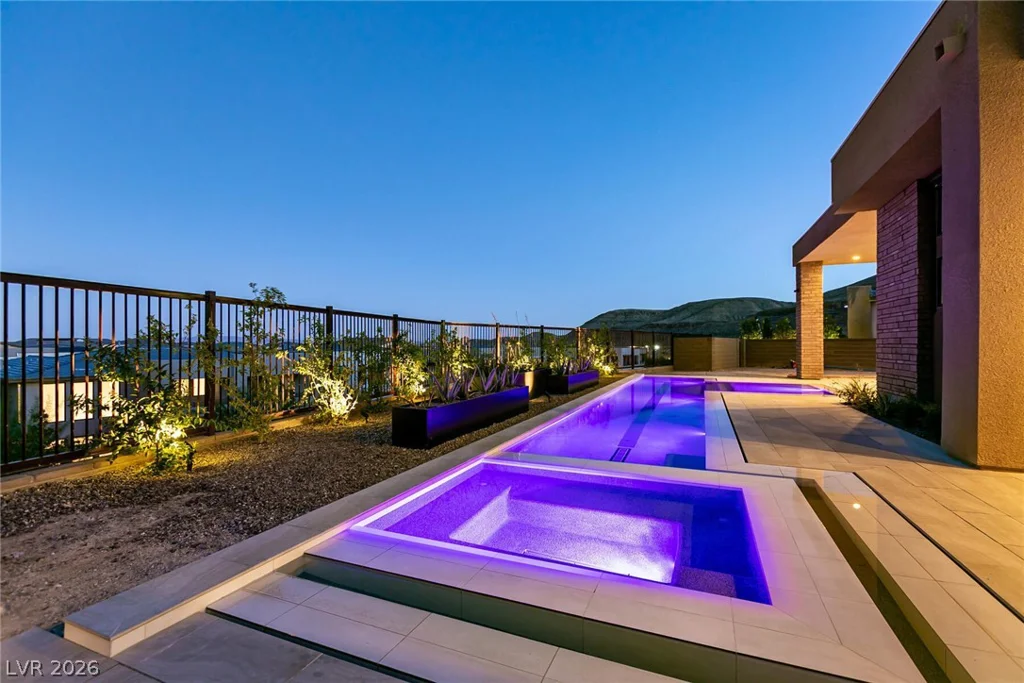 10807 White Clay, Las Vegas, NV 89135