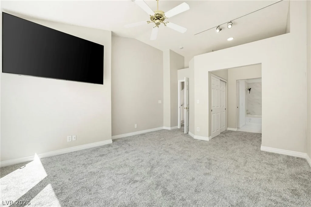 5305 La Patera, Las Vegas, NV 89149