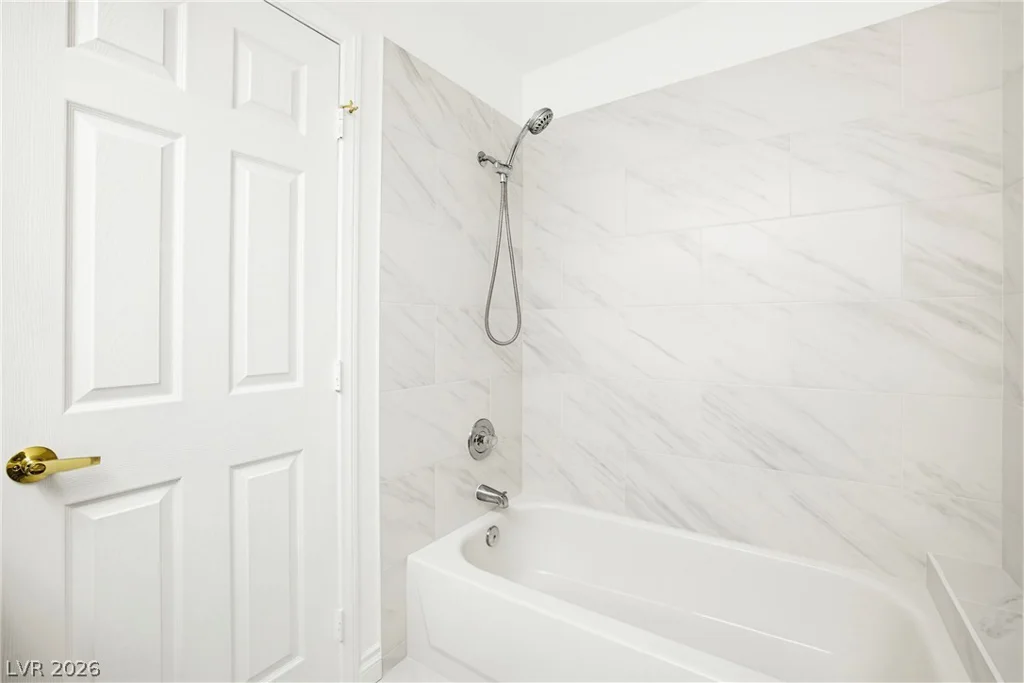 5305 La Patera, Las Vegas, NV 89149