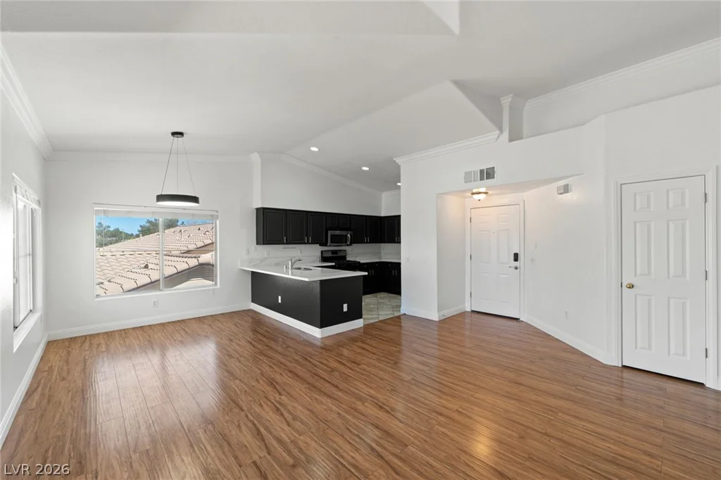 4941 Black Bear, Las Vegas, NV 89149