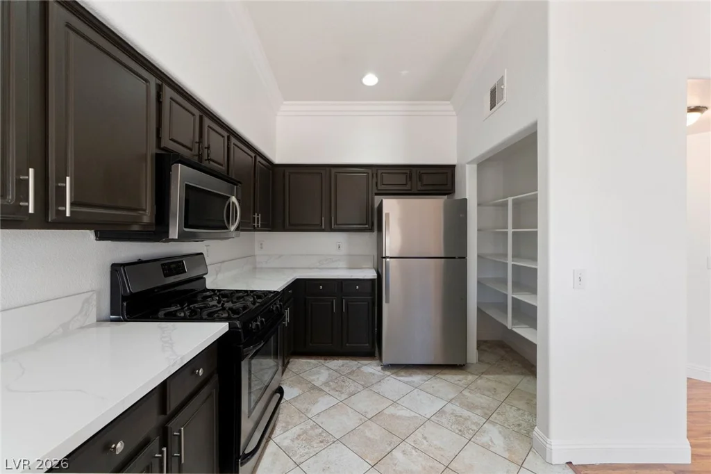 4941 Black Bear, Las Vegas, NV 89149
