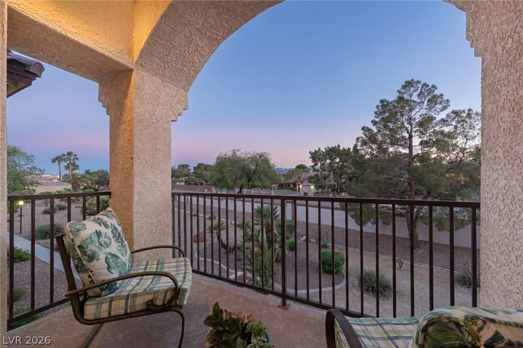 4941 Black Bear, Las Vegas, NV 89149