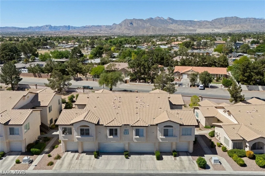 4941 Black Bear, Las Vegas, NV 89149