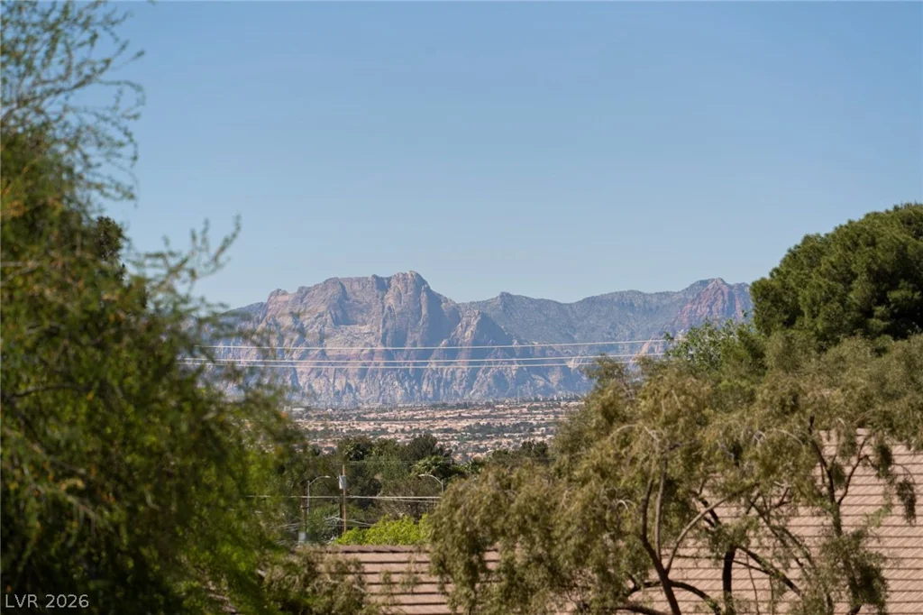4941 Black Bear, Las Vegas, NV 89149