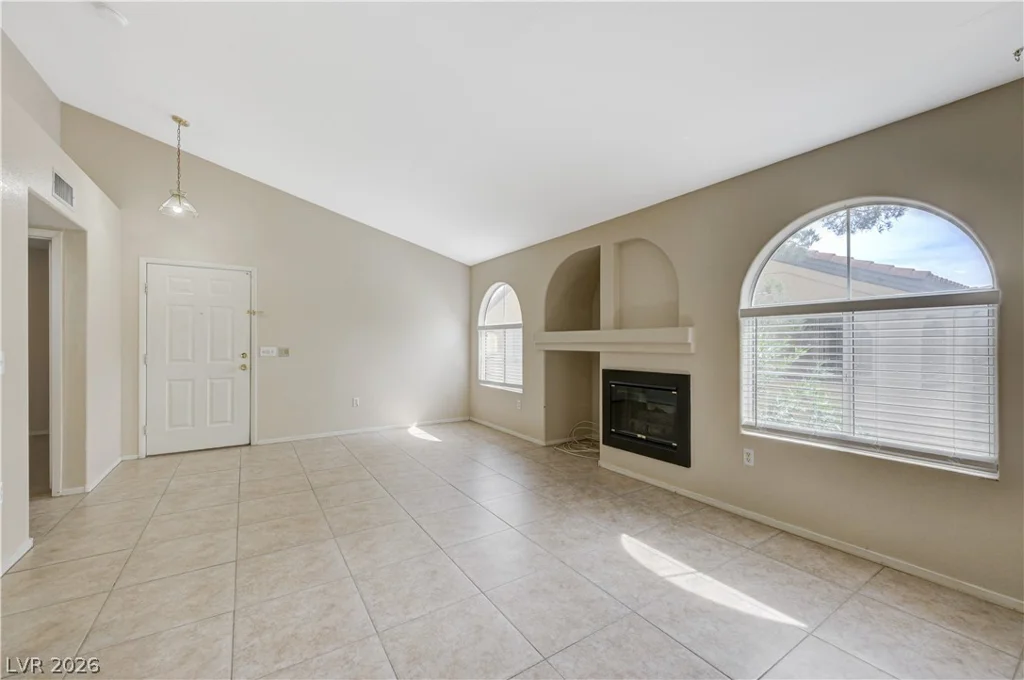 7950 Flamingo, Las Vegas, NV 89147